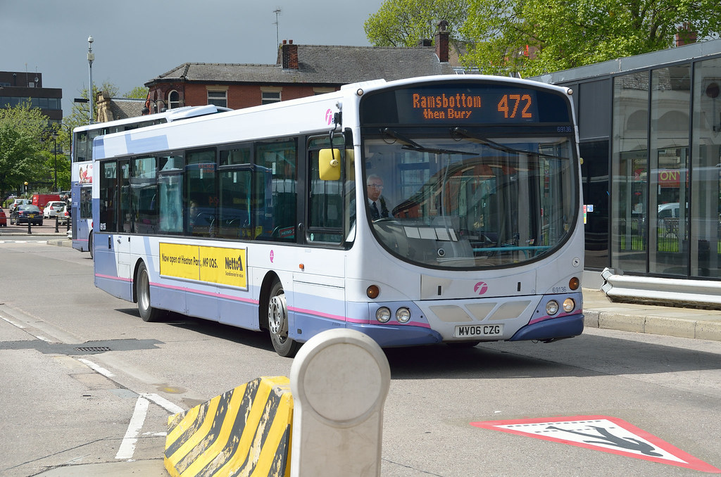 DB03921 MV06CZG 20150529 FRI BURY BUS STATION David Russon Flickr