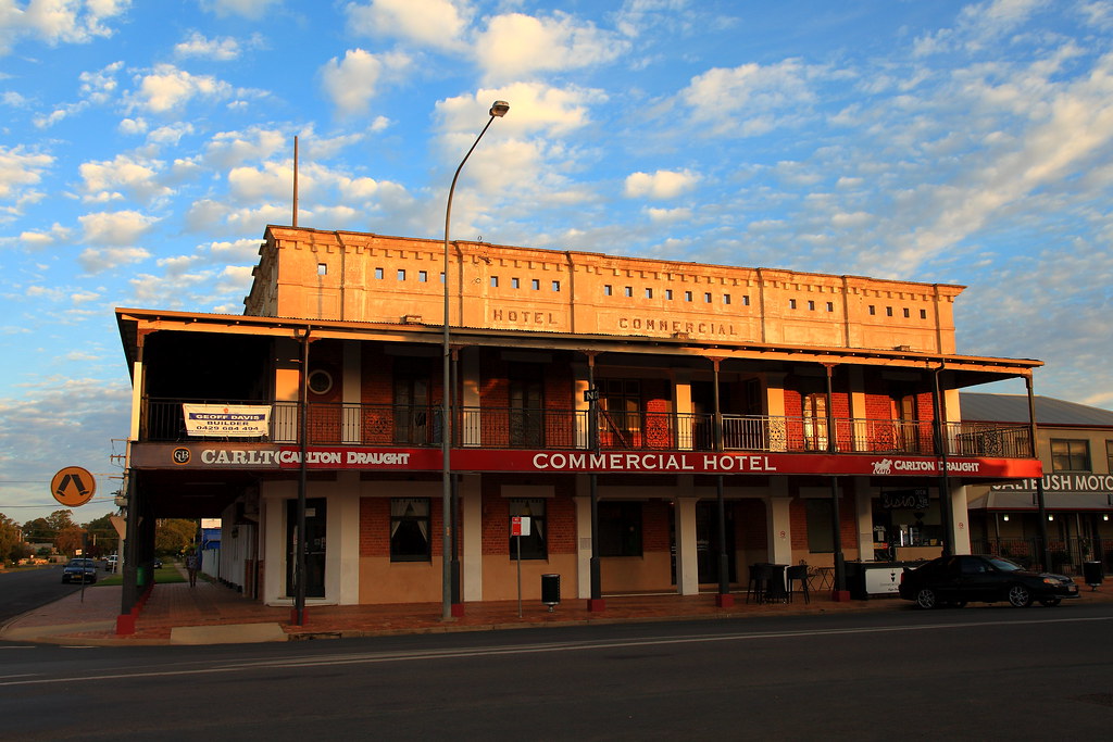 Commercial Hotel, Hay NSW Classic Australian Country Pub. … Flickr
