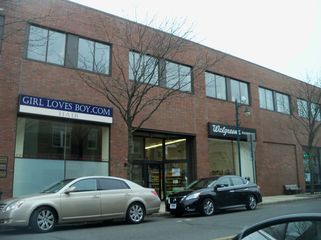 KresgeNewark/ Walgreens Summit, NJ 362 Springfield Ave;… Flickr