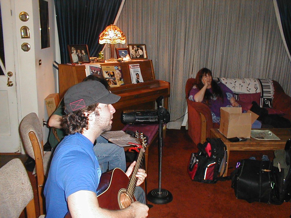 Mandi Martin's Instagram, Twitter & Facebook on IDCrawl