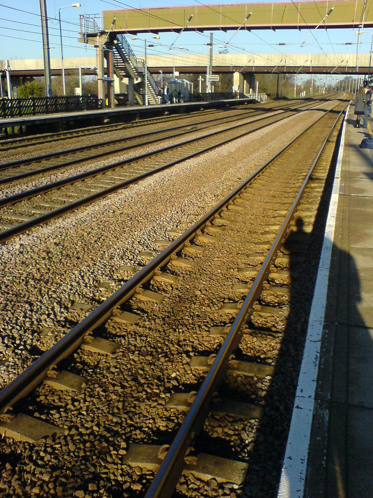 Arlesey Railway Station Looking North to Biggleswade and P… Flickr