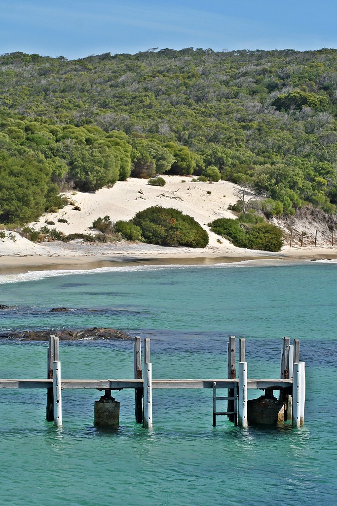 Bremer Bay, Western Australia Old Jetty at Fishery Beach… Flickr