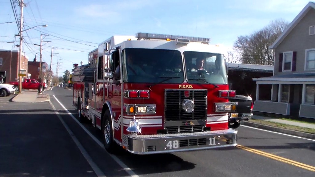 Port Ewen Fire Dept Sutphen Truck 1 (L4811) a photo on Flickriver