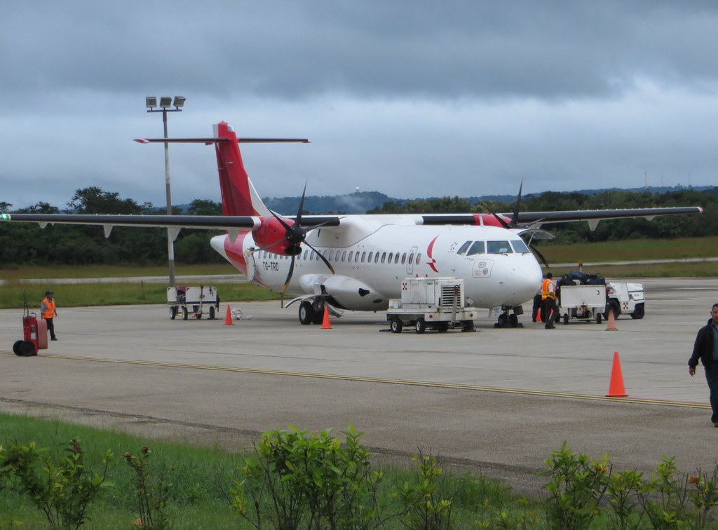 Flores Aeropuerto Internacional Mundo Maya a photo on Flickriver