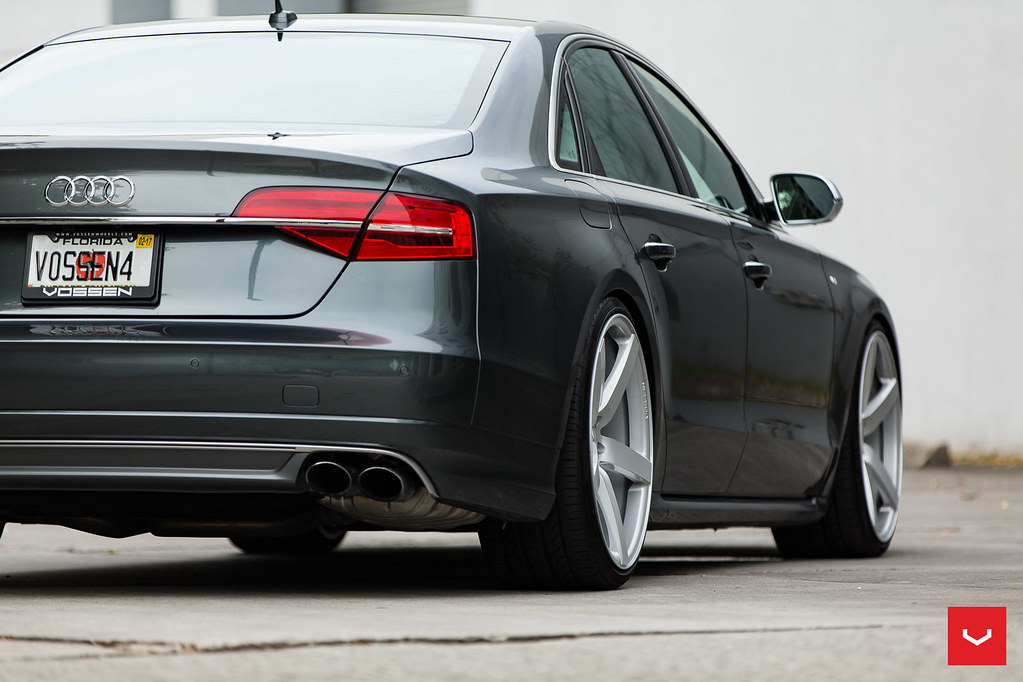 APR Stage 1 Audi S8 22inch Vossen CV3R © Vossen Wheels 2016