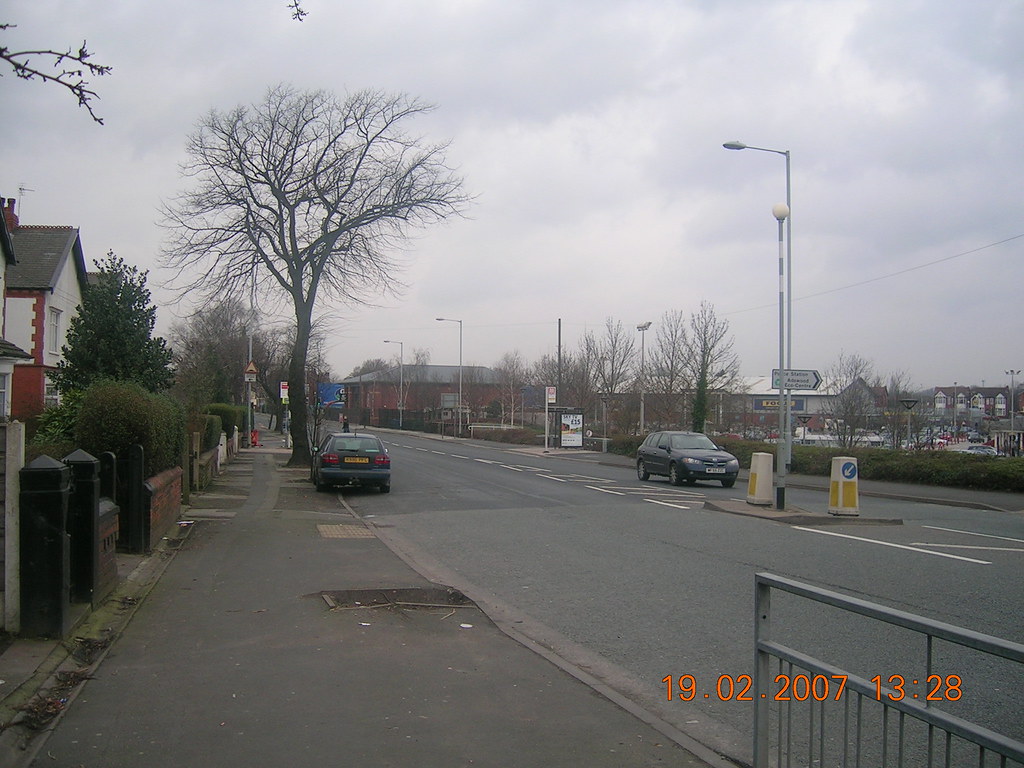 Edgeley Road, Cheadle Heath Mikey Flickr