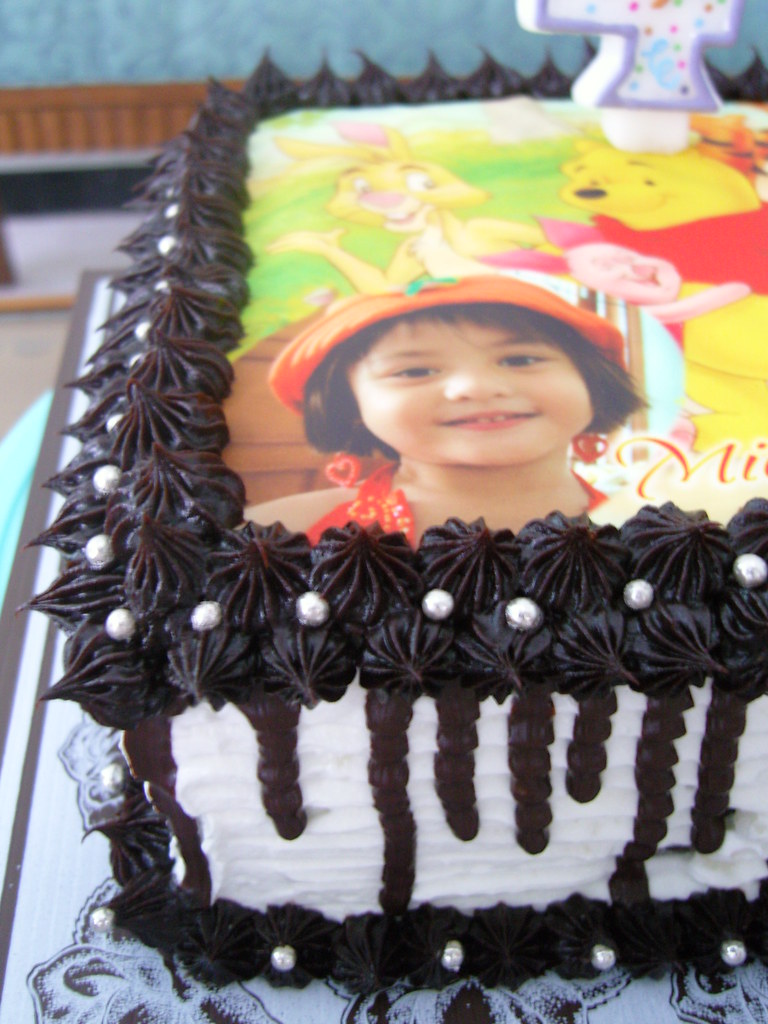 Kue Ultah Michelle Ini bikinan mama buat ultahku,,,,, Laurentia