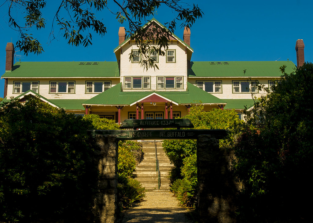 Mount Buffalo Chalet Mount Buffalo and Crystal Brook… Flickr
