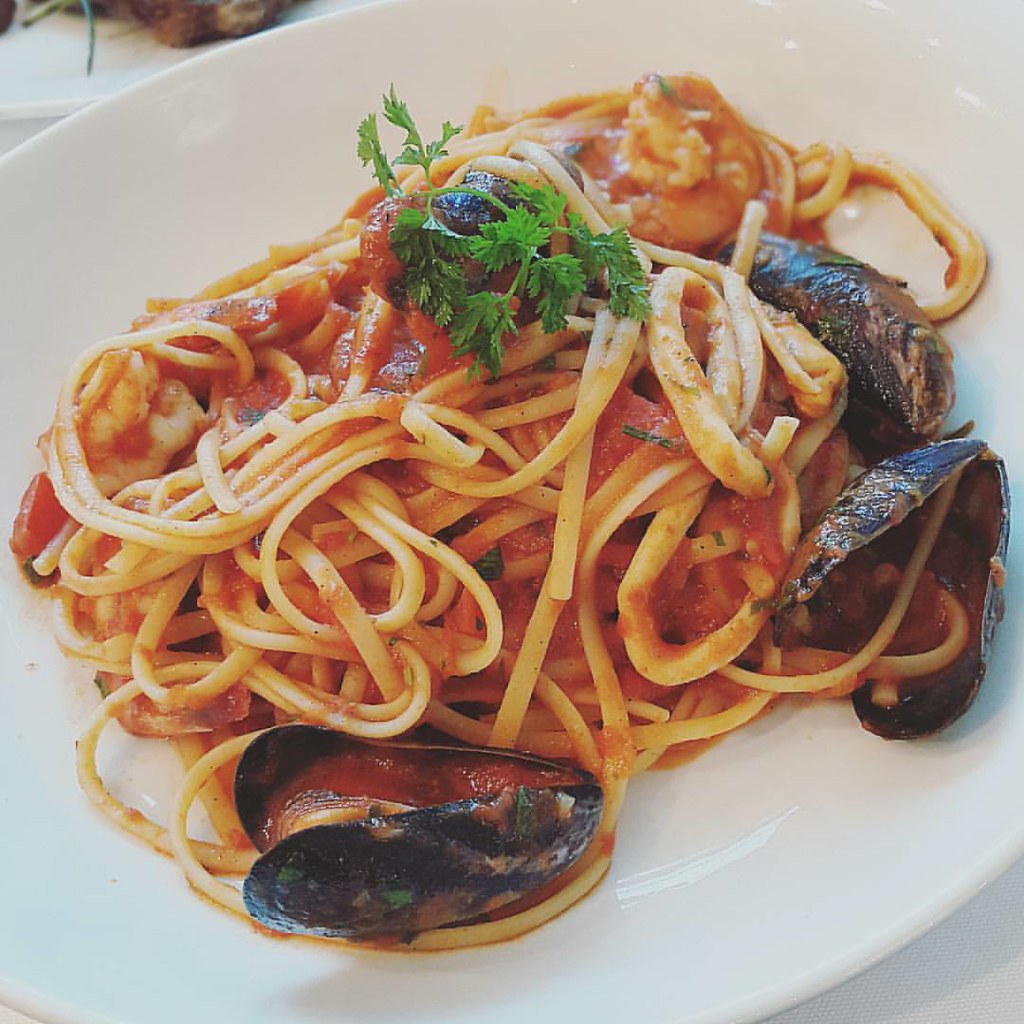 •Linguine Marinara• Linguine pasta in Marinara (seafood) s… Flickr