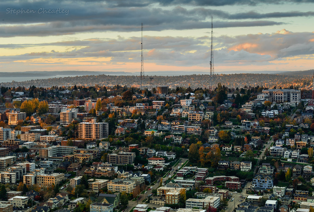 Queen Anne, Seattle The Queen Anne district of Seattle, Wa… Flickr