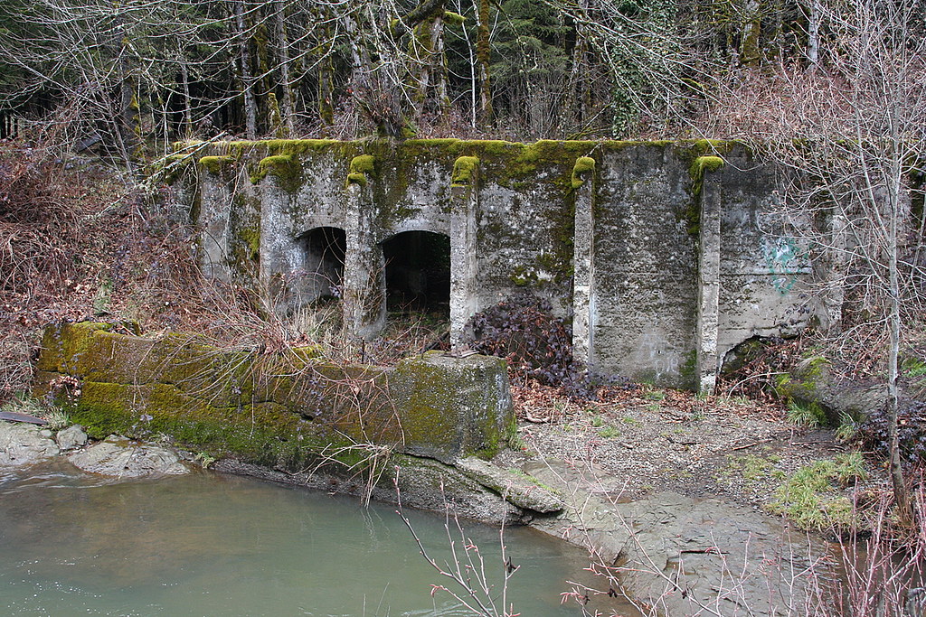 Wendling 2 Once a thriving town, all that remains of the l… Flickr