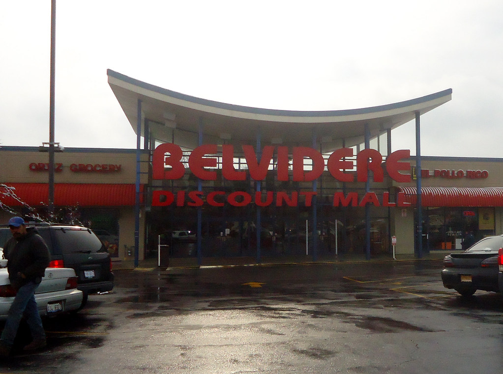 Belvidere Discount Mall, Waukegan, Illinois *Hajee Flickr
