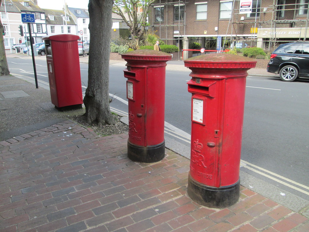 The Worthing 3 Liverpool Gardens BN11 Three boxes at Liver… Flickr