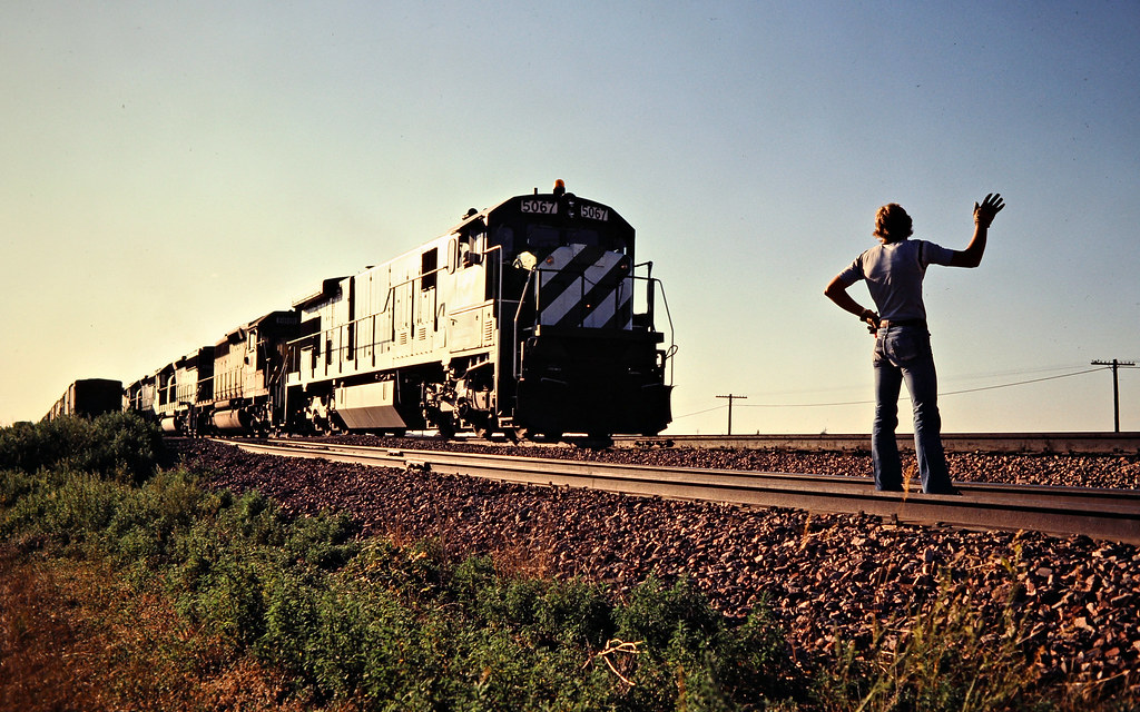 BN, Upton, Wyoming, 1980 Eastbound Burlington Northern Rai… Flickr