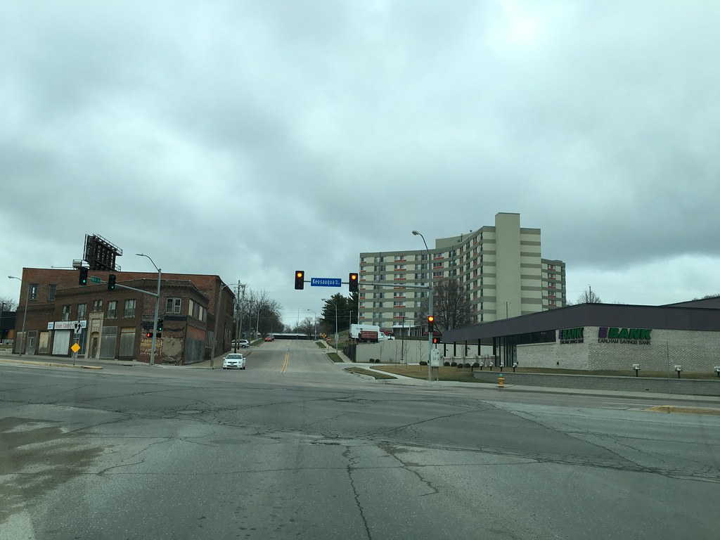 Keosauqua Way (Keo Way) 12th Street Downtown Des Moine… Flickr