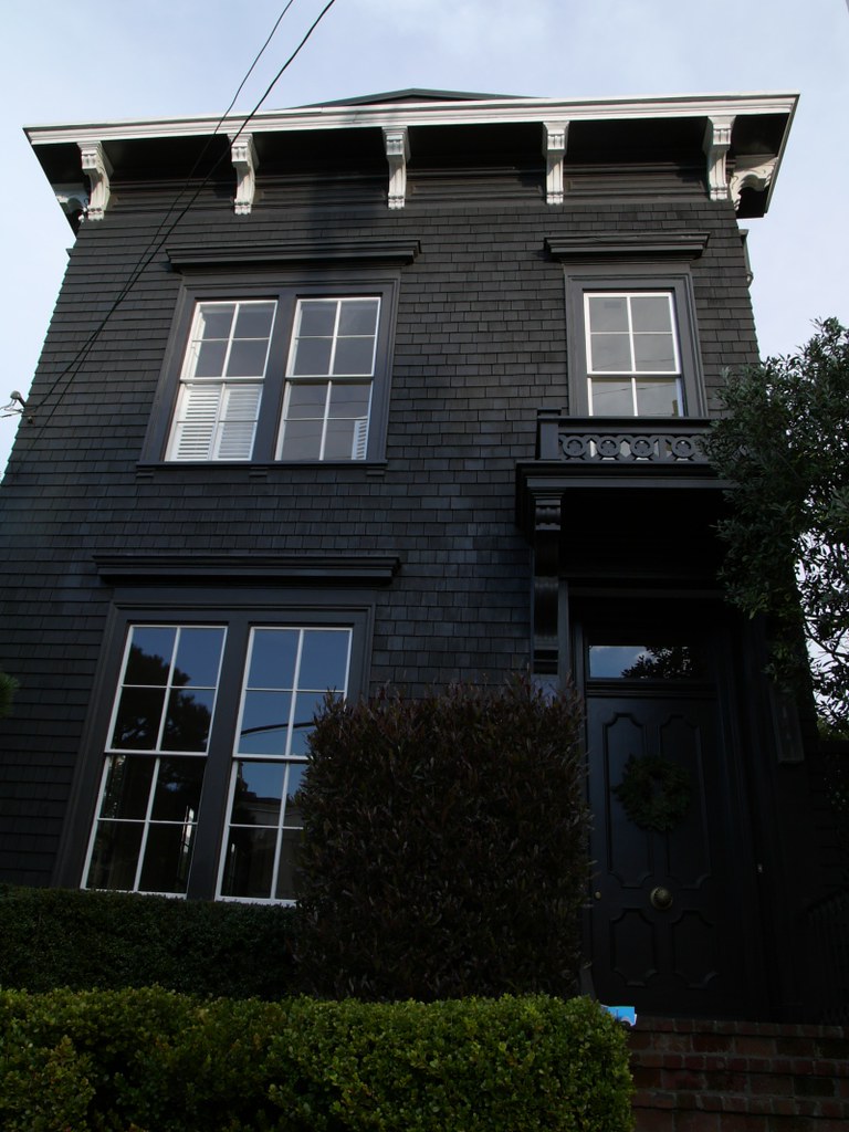 Matte black house in Pacific Heights a photo on Flickriver