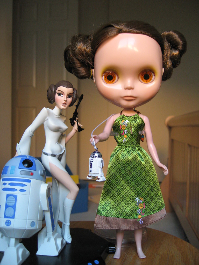 Help me dolly seamstress, you're my only hope. It would re… Flickr