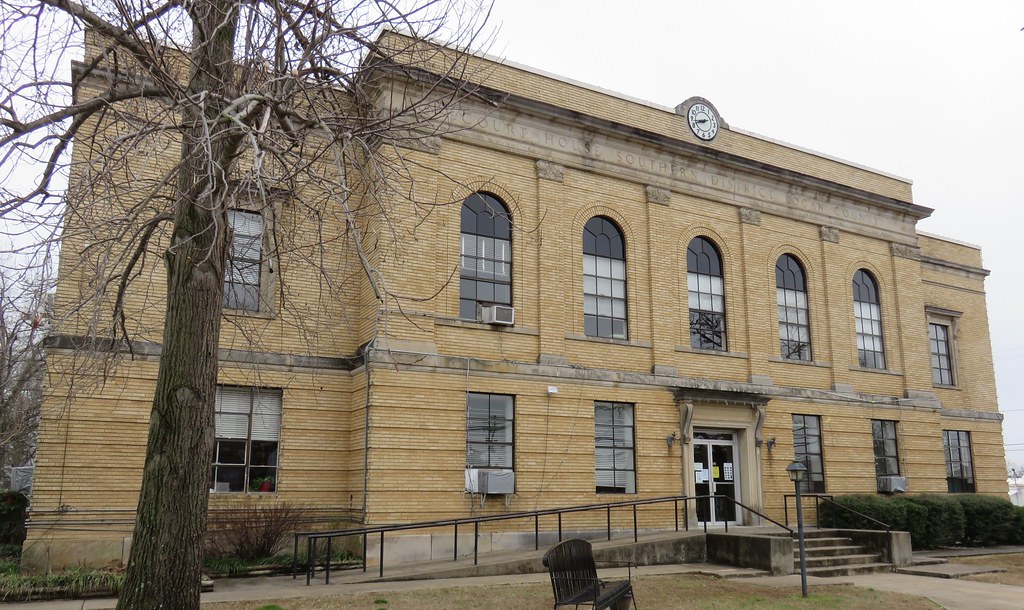 Logan County Courthouse (Booneville, Arkansas) This nice c… Flickr