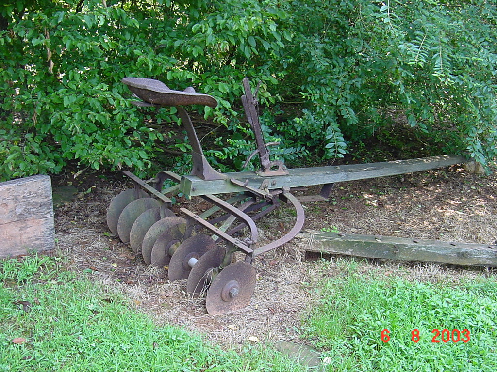 horsedrawn disk Larry Flickr