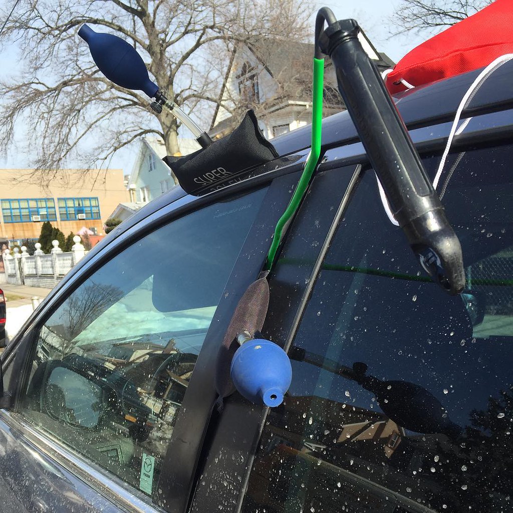 Hollis queens car lockout she left the car key in the c… Flickr