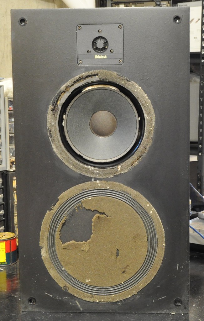 108 McIntosh XL10 loudspeaker 1 of 2 mhardy6647 Flickr