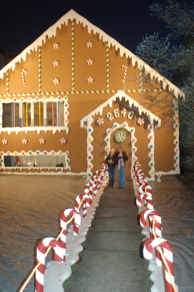 Vancouver Trinity Street Xmas Lights Competition 2005 & 2006 Flickr