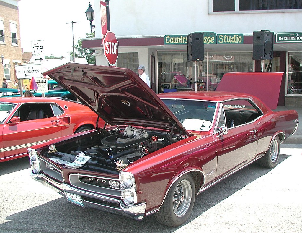 1966 Pontiac GTO Utica Car Show 2002 D. Miller Flickr