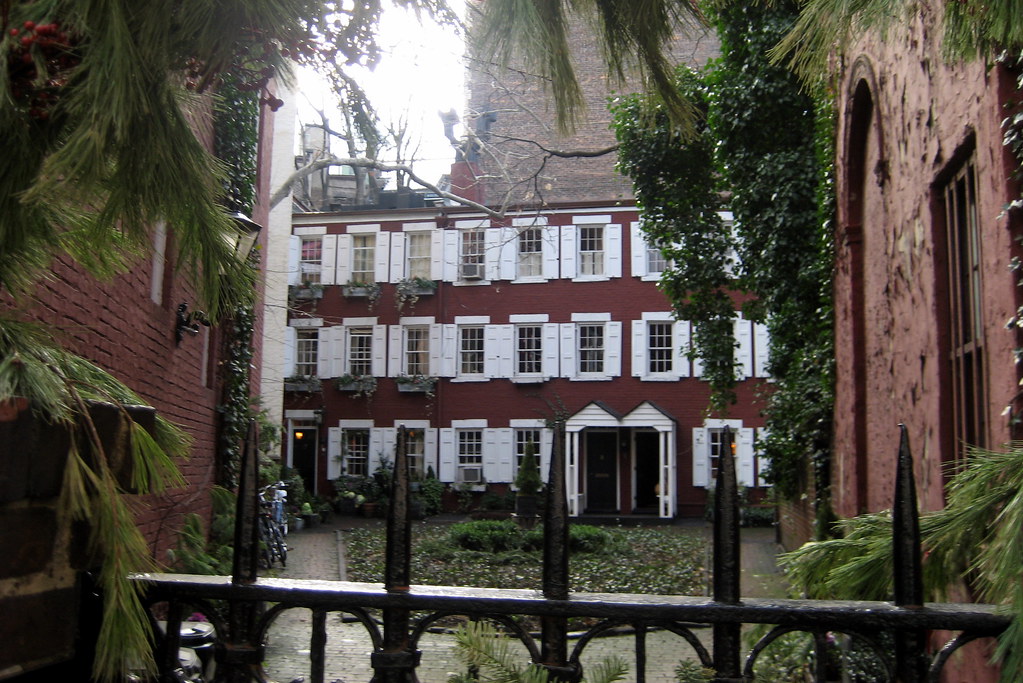 NYC West Village Grove Court Grove Court, a secluded Gr… Flickr