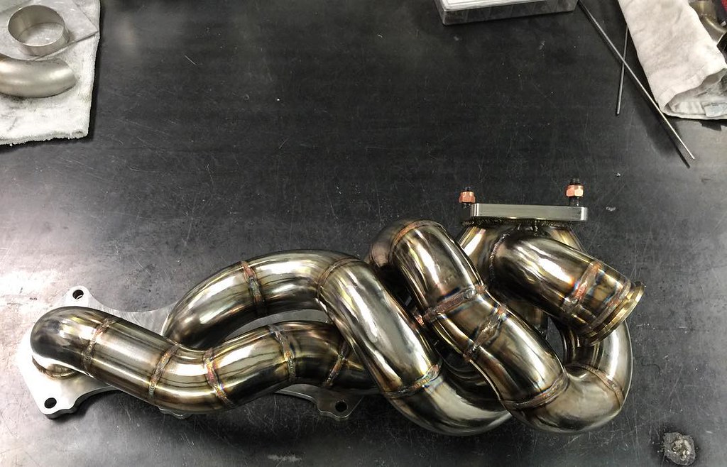 So close, I could smell the exhaust of rotary engine. Amaz… Flickr