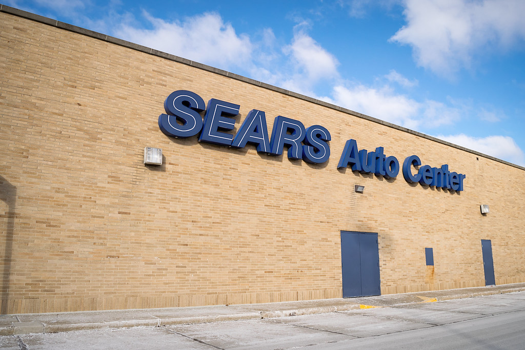 Sears Auto Center... Sears department store at Briarwood M… Flickr