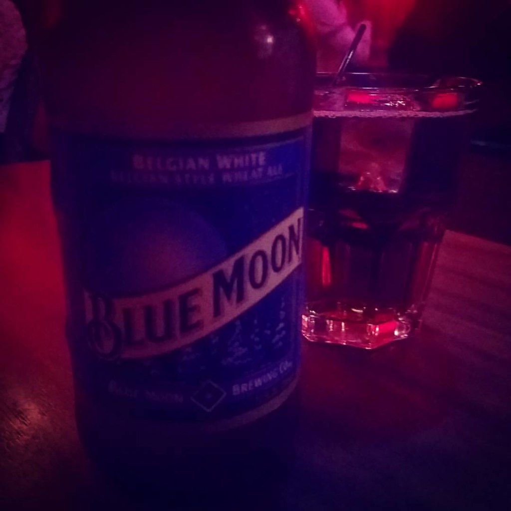 Under a Blue Moon. tynesidebarcafe Chris Allan Flickr