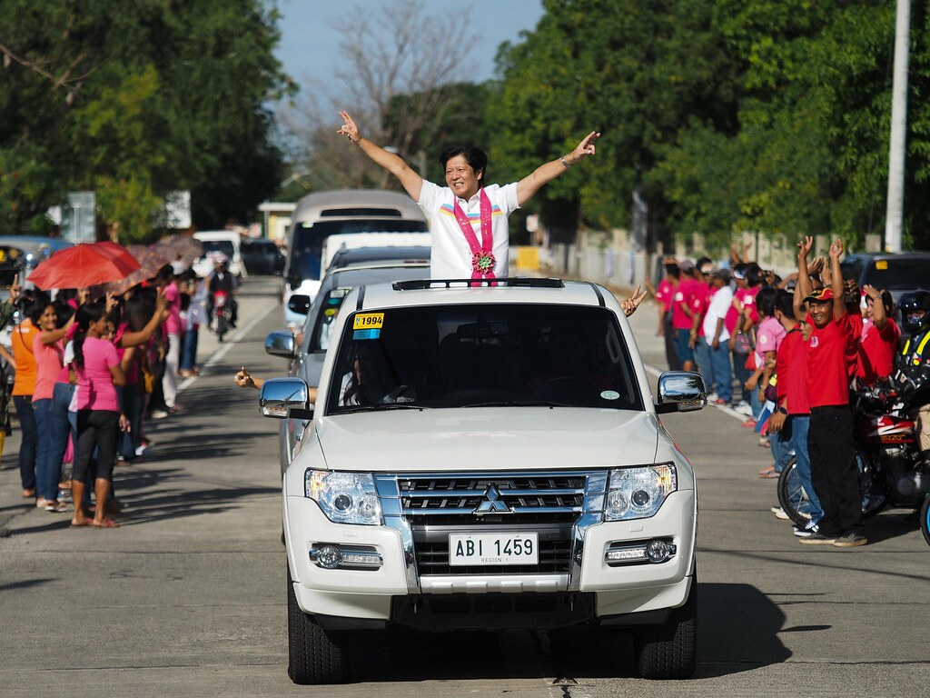 Motorcade at Laoag, Ilocos Norte 9 February 2016 Flickr