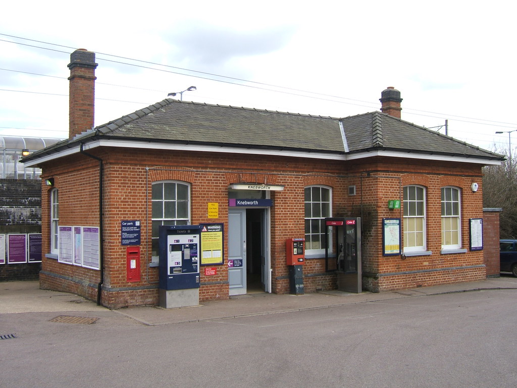 Knebworth Station Pete Flickr