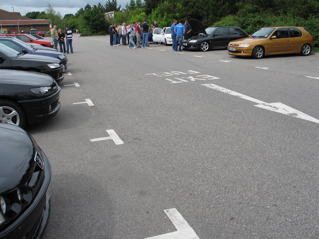 Pease Pottage 2 Pease Pottage assembly. Mike Roberts Flickr