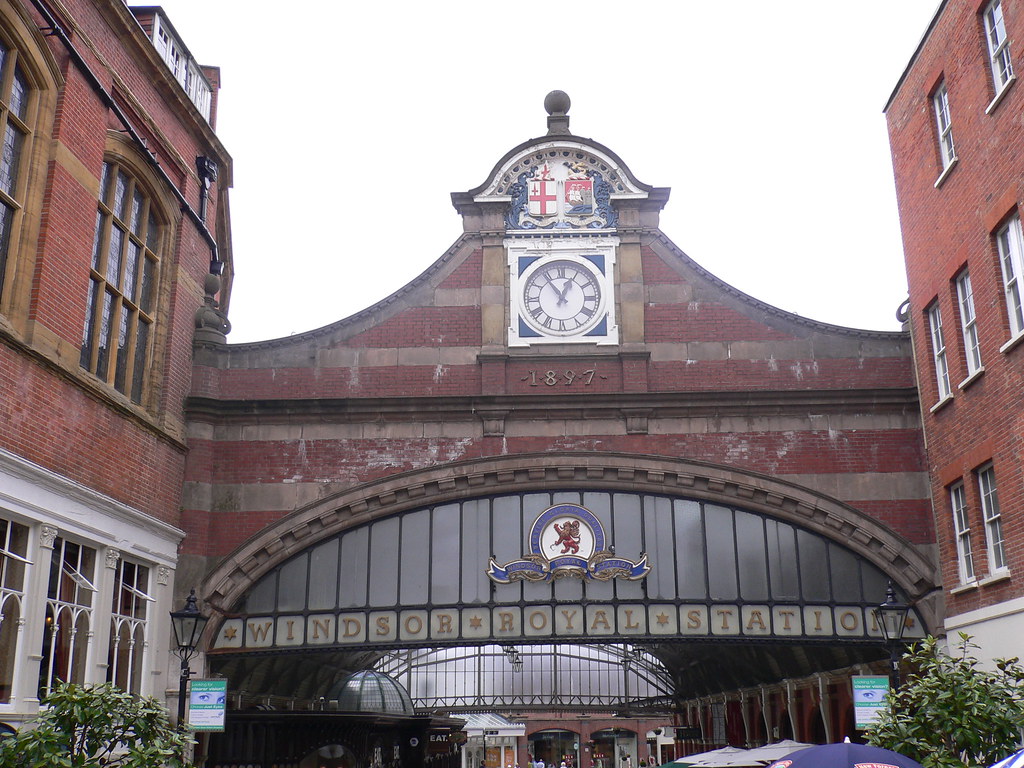 Windsor Royal Station Brandon Glass Flickr