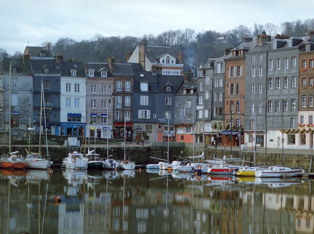 Honfleur harbour Christmas Day in Honfleur harbour, Northe… Allan
