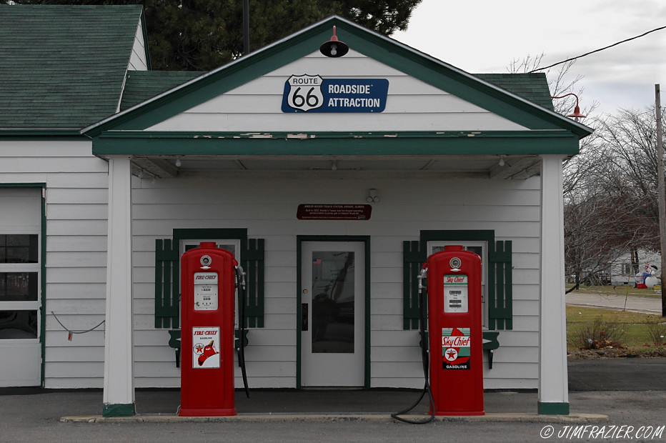Ambler's Texaco Gas Station Along Route 66 www.dwightillin… Flickr