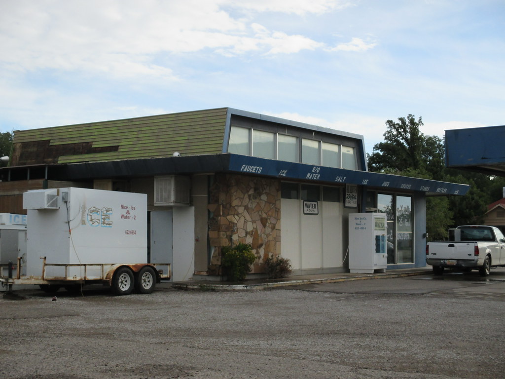 Texaco Gas Station Roswell,NM Former Texaco Gas Station lo… Flickr