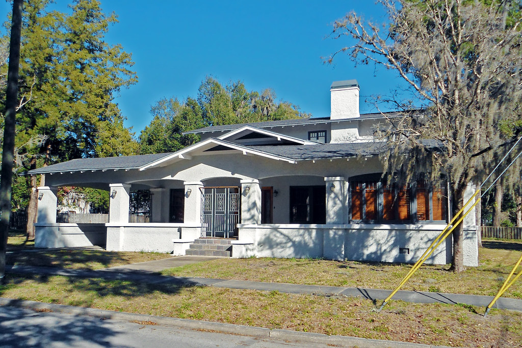 Craftsman Bungalow, Dunnellon Airplane bungalow substyle. Flickr