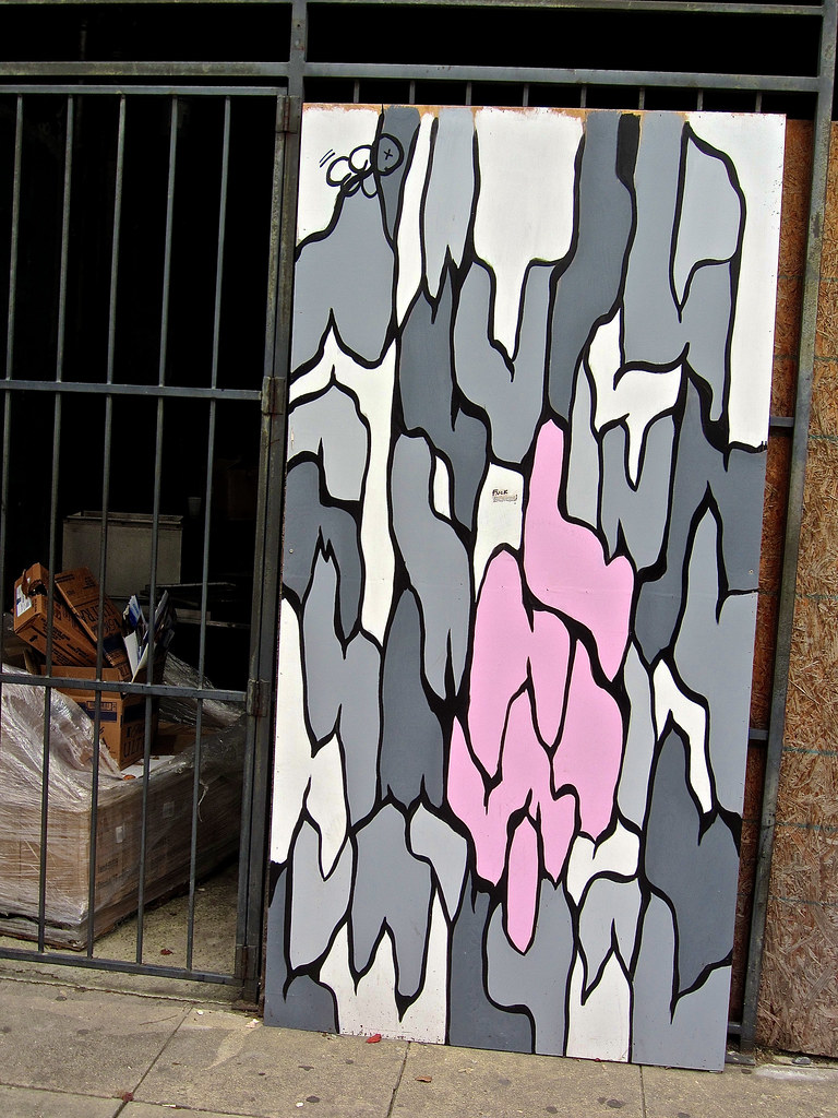 Street Art, Baton Rouge, LA Abstract street art on a wall … Flickr