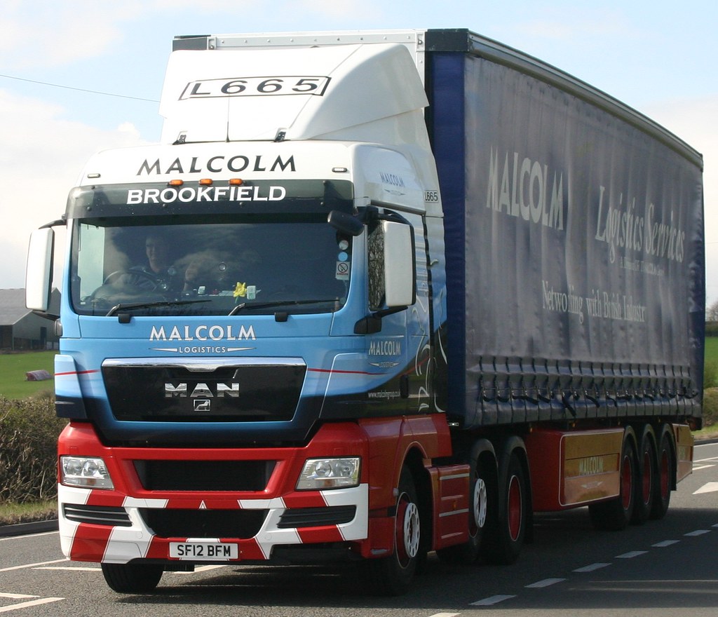 WH MALCOLM L665 SF12BFM (CRICK WFU) PASSING RUGBY TRUCK S… Flickr