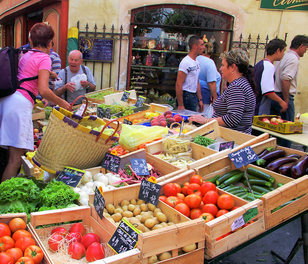 Market day St Rémy de Provence Sue Frank Flickr
