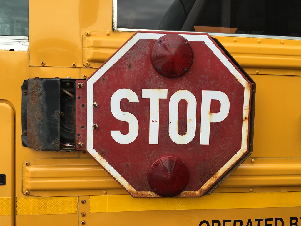 Rusty Stop Sign Mountain Transit 336, Ex. Kemp's Bus Serv… Flickr