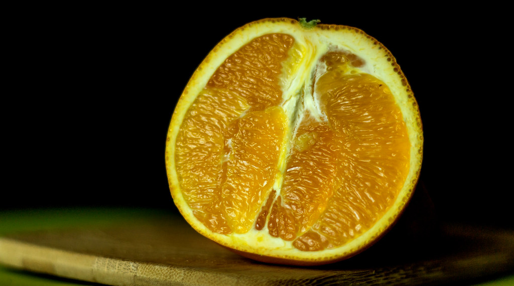 Navel Orange A navel orange is a special type of orange wh… Flickr