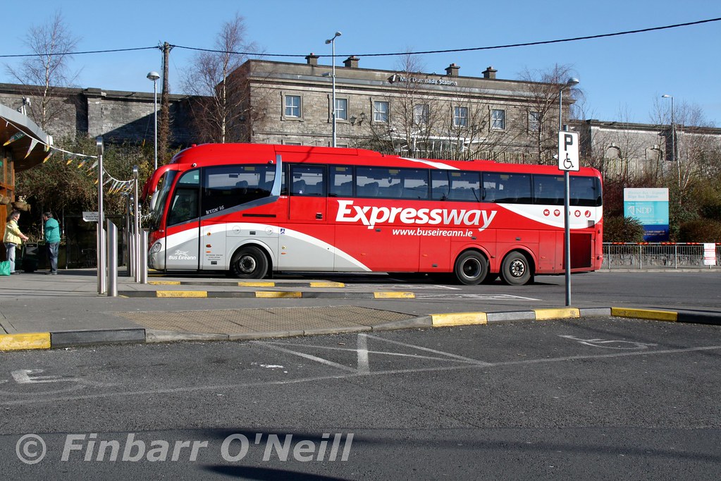 Sligo Bus Station Sunday, 13 March 2016 SE30 in one of the… Flickr