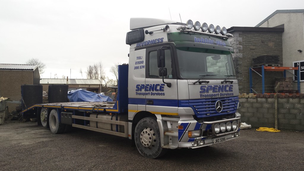 spence transport services mercedes jrz 3295 parked in macd… Flickr