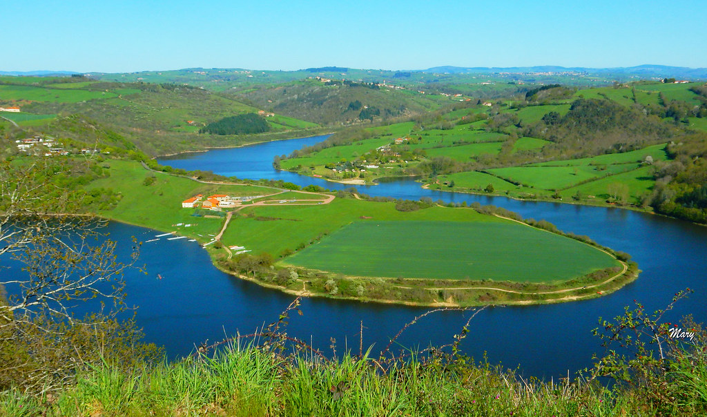 Le Pêt d'Ane... Vue plongeante sur la presqu’ile de Mars e… Flickr
