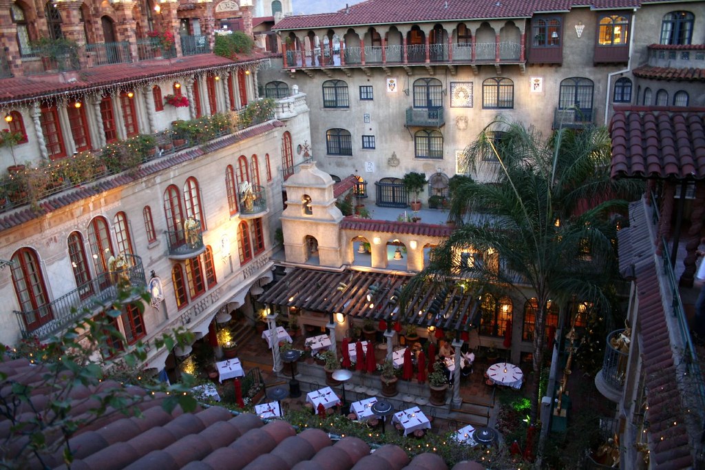 Mission Inn Dining Courtyard The Mission Inn is located in… Flickr