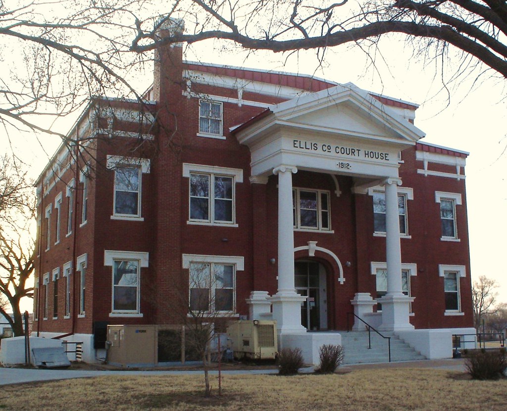 Ellis County Courthouse Oklahoma) This courthouse… Flickr