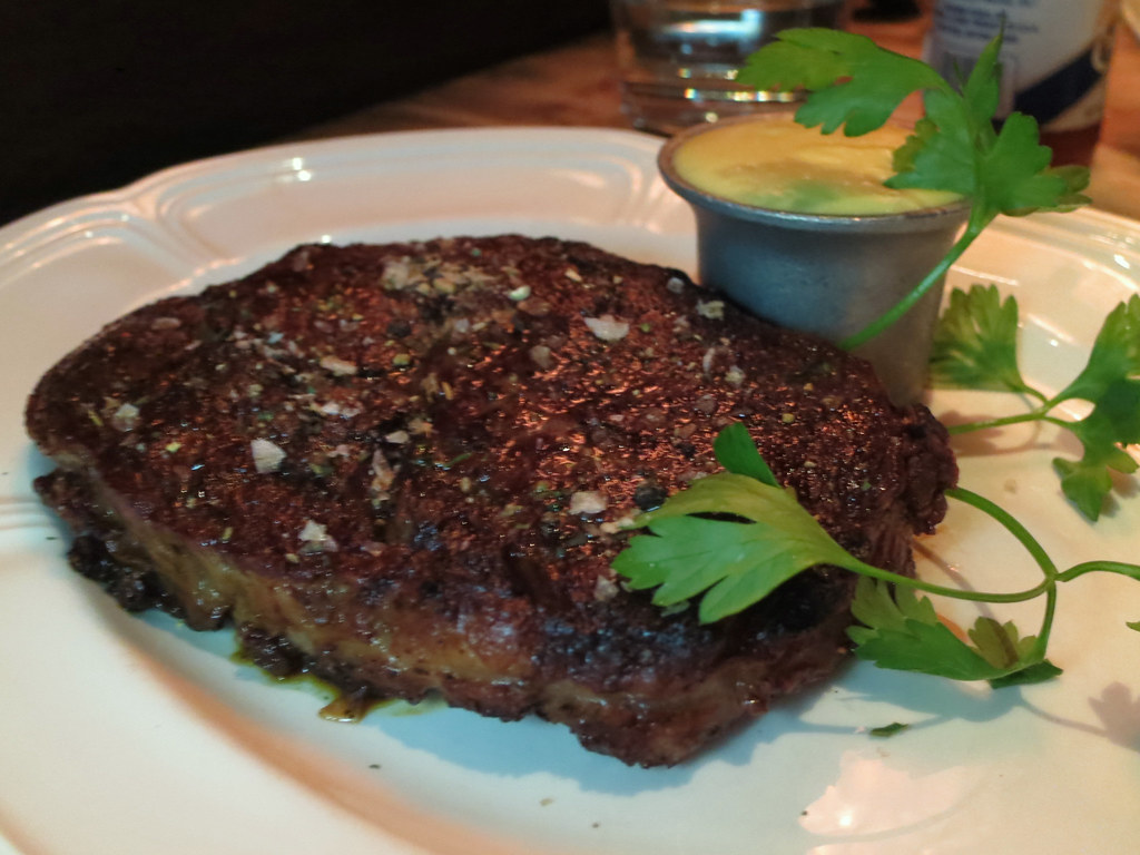 Classic Ribeye, Chicago Cut 16 oz, bearnaise, steak salt Flickr